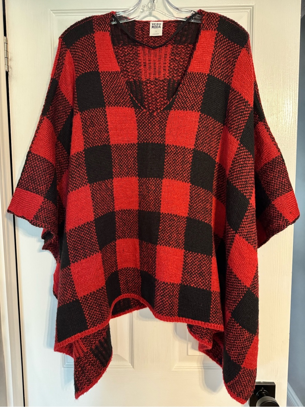 Vero Moda Buffalo Plaid Knit Poncho OSFM